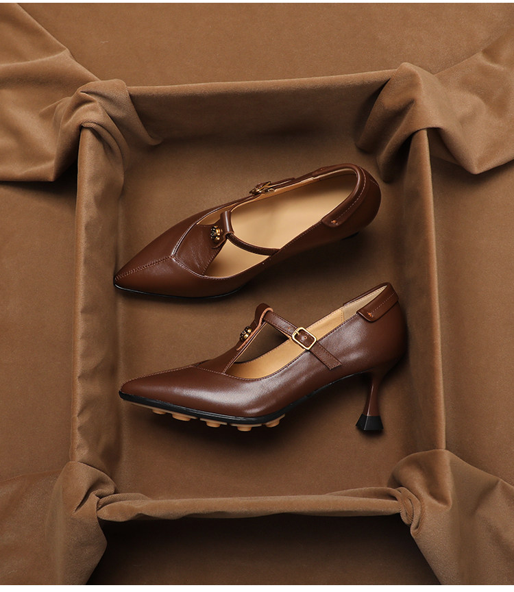 Vintage Collection - Genuine Leather Vintage Camellia-Embellished Pointed-Toe Mary
