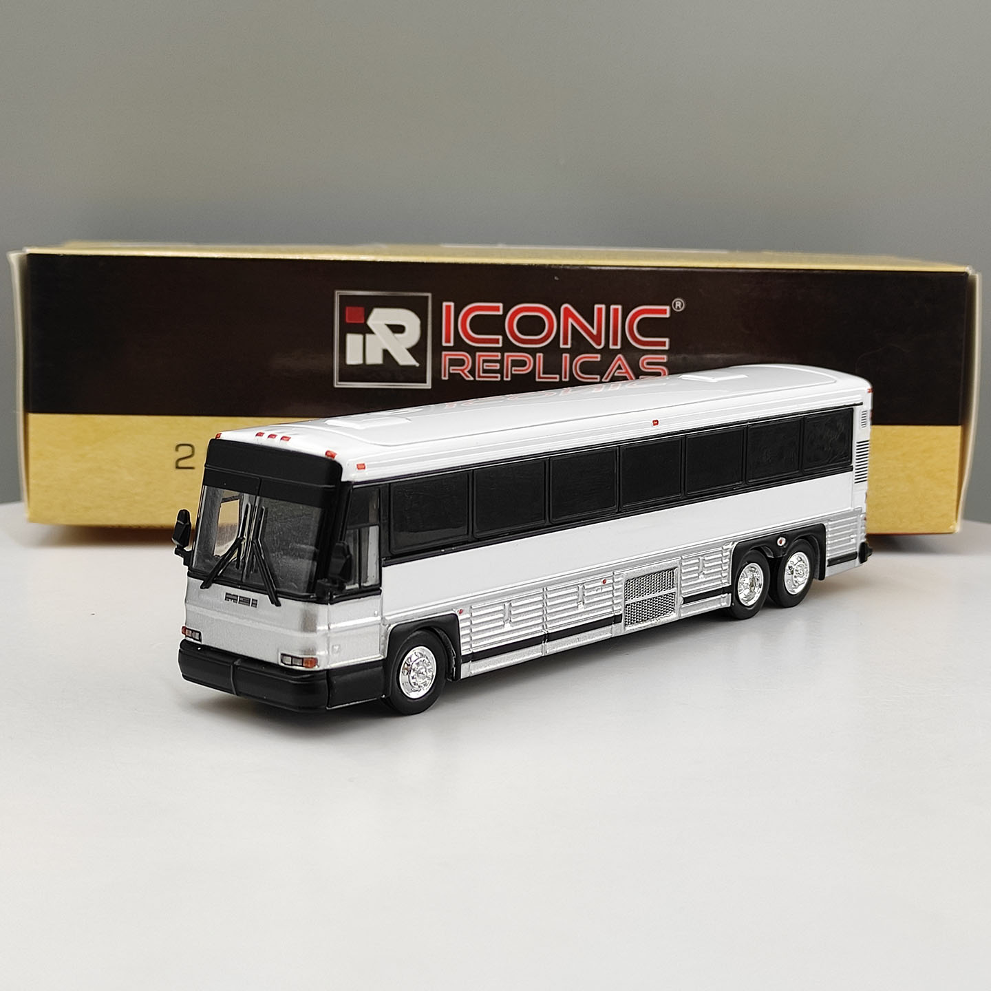 Diecast IR 1:87 Scale Vintage  - Vintage Collection Haul 评论和价格